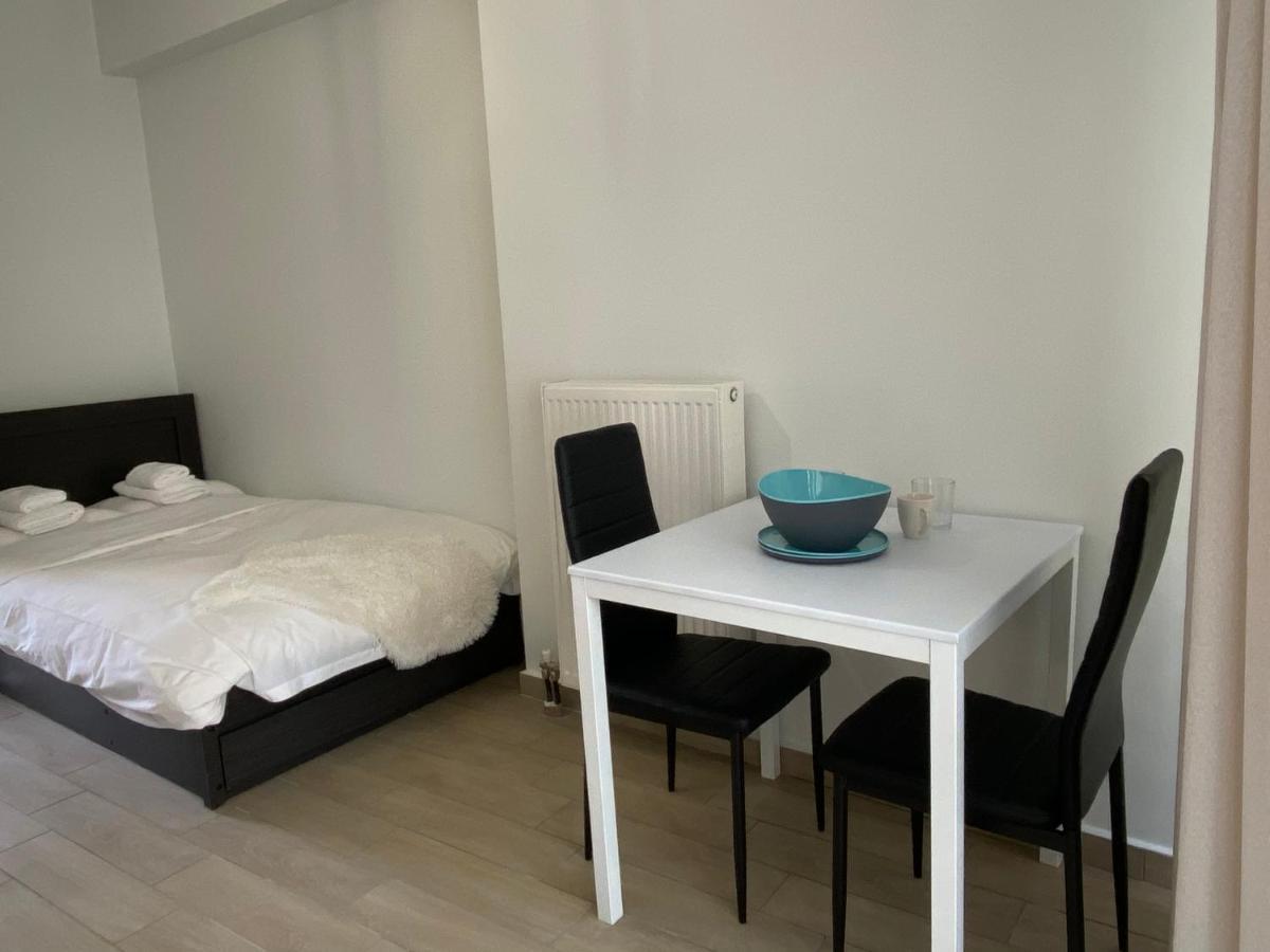 Atelier Apartment Larissa Exterior photo
